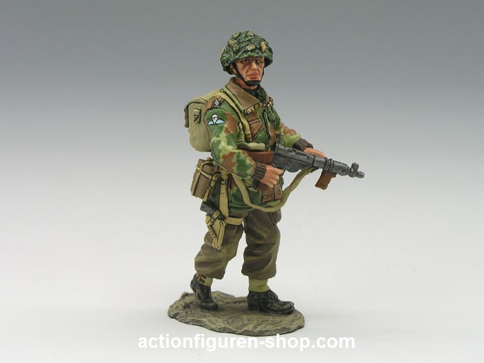  Artikelbild 1 des Artikels “Lieutenant w/ Sten Gun “
