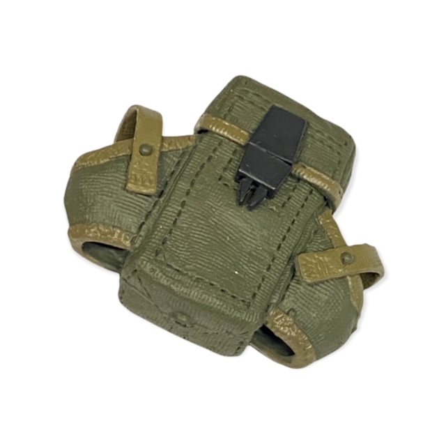  Artikelbild 1 des Artikels “M1967 Field Pouch US Army 30rd Ammo 1:6 “