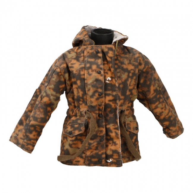  Artikelbild 1 des Artikels “Winterparka, Rauchtarn wendbar 1:6 “