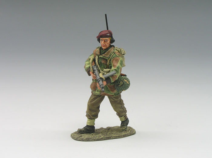  Product image 1 of the product “Market Garden Walking Radioman ”