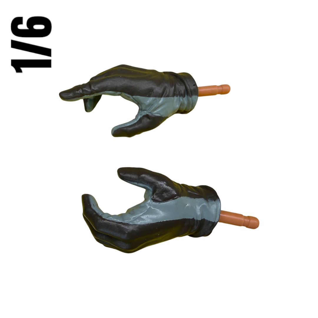  Product image 1 of the product “Tactical Gloved Hands 1/6 ”