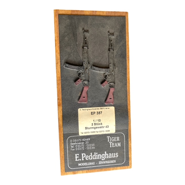  Product image 1 of the product “MP44 in Metal 2 Stk auf Karte fest montiert ”