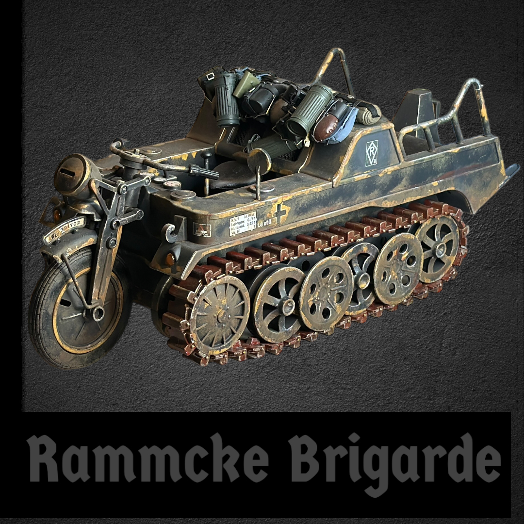  Product image 1 of the product “Sd.Kfz.2 Kettenkrad (ohne OVP) 1/6 ”