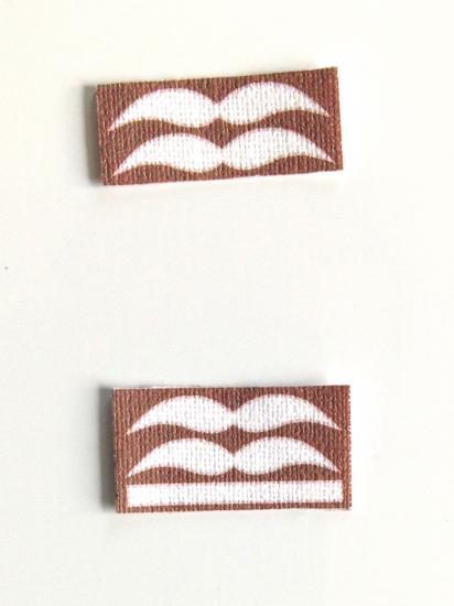  Artikelbild 1 des Artikels “Dienstgradabzeichen Schwingen auf Anfrage “
