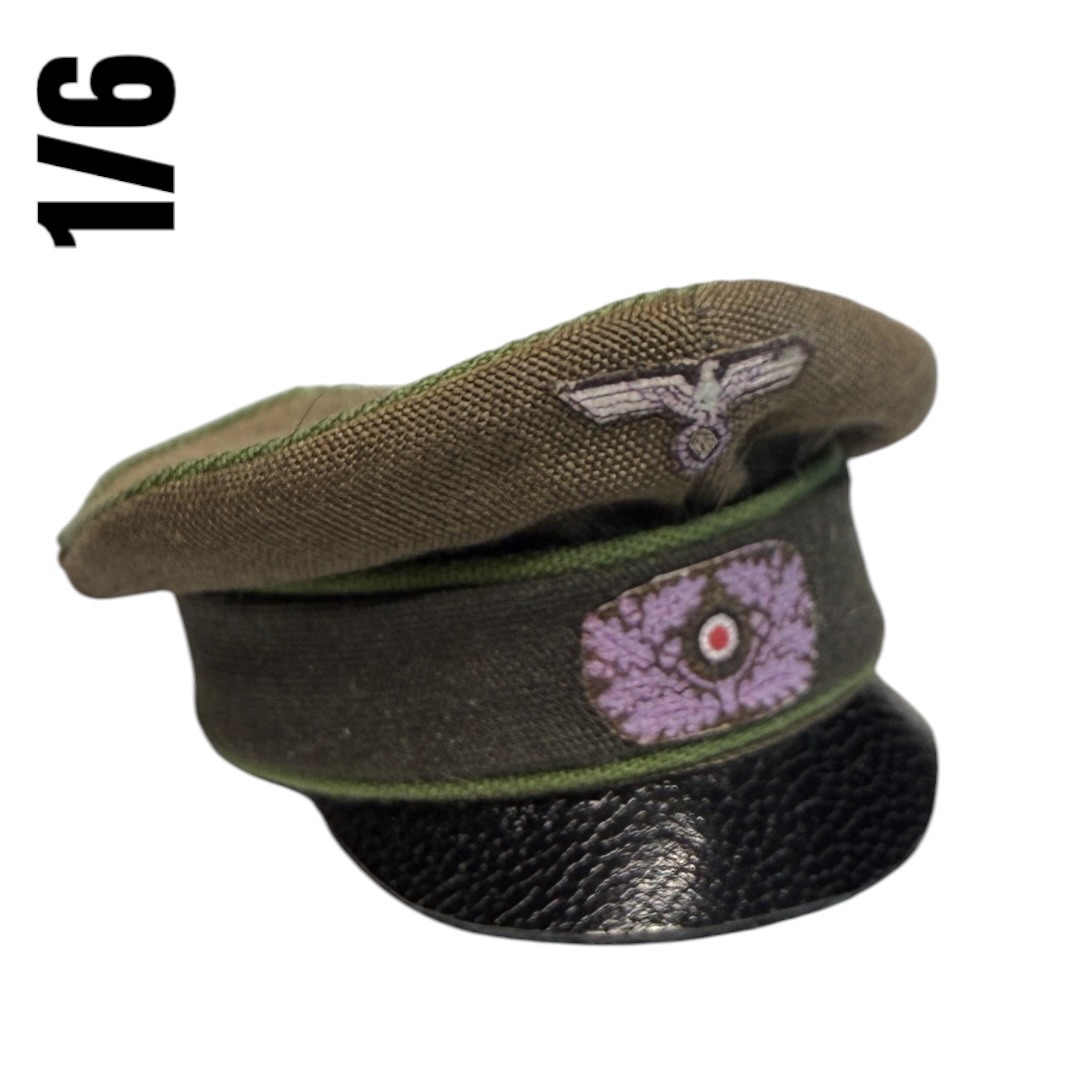  Product image 1 of the product “Wehrmacht Mountain Troops Schirmmütze Visor Cap (Feldgrau) ”