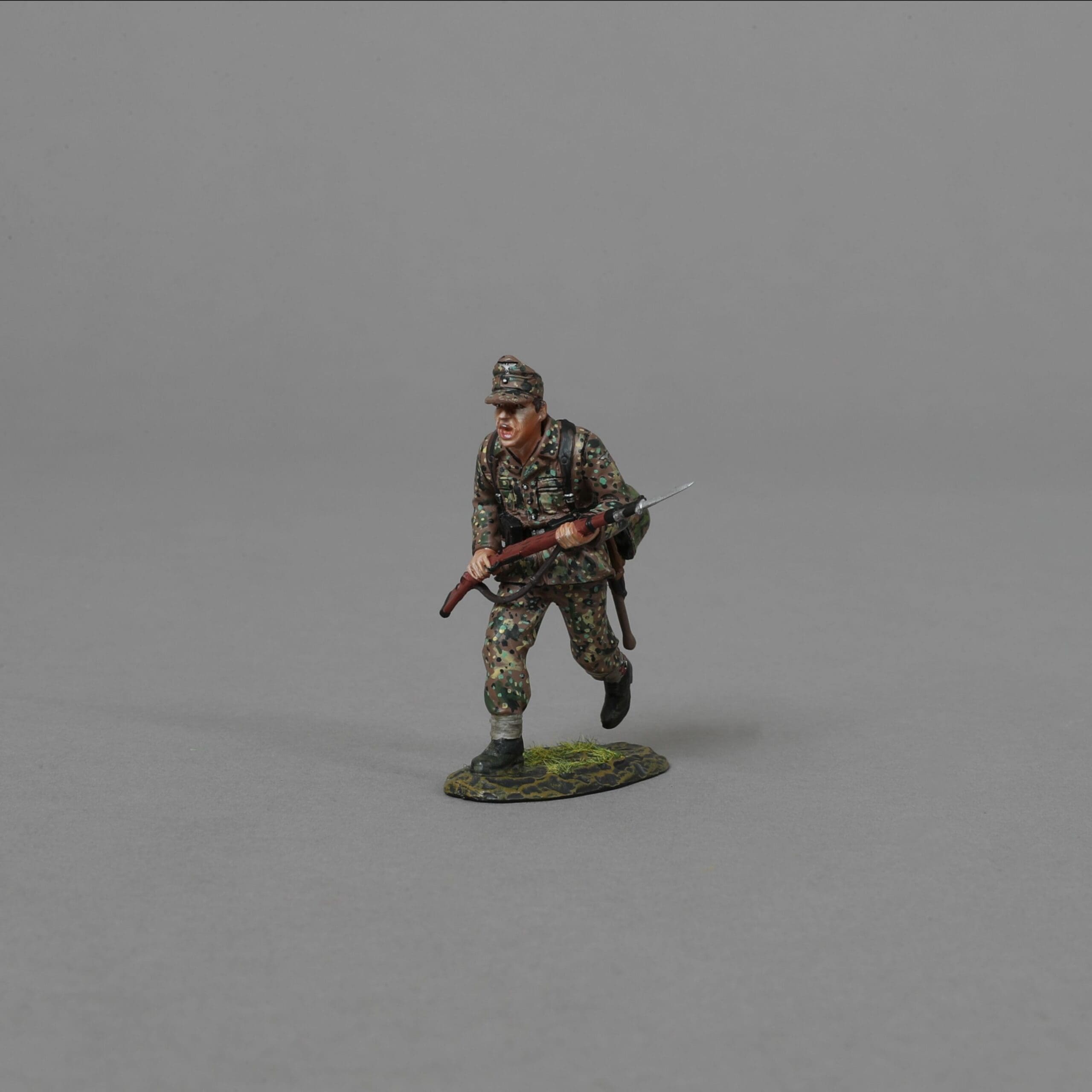  Artikelbild 1 des Artikels “Erbsentarn Soldat mit K98 und Bayonet 1/30 “