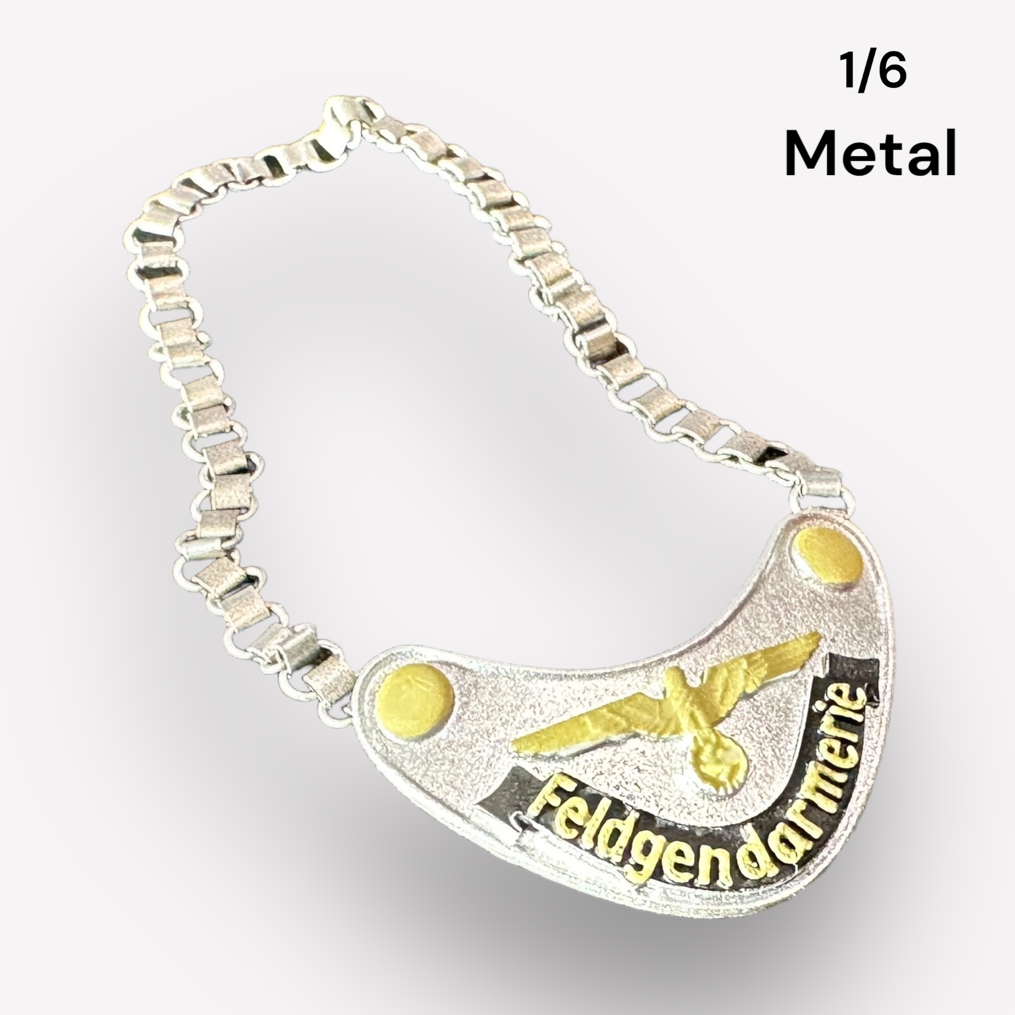  Artikelbild 1 des Artikels “Feldjäger-Brustplatte in Metal mit Kette darum “Kettenhunde” “