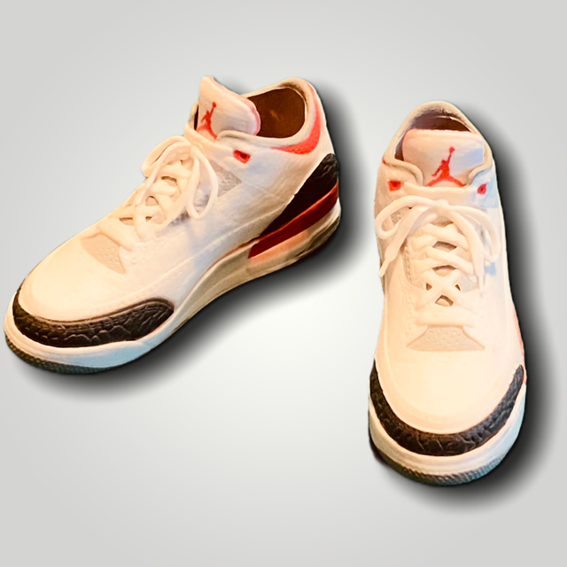  Artikelbild 1 des Artikels “Sportschuhe 1:6 “