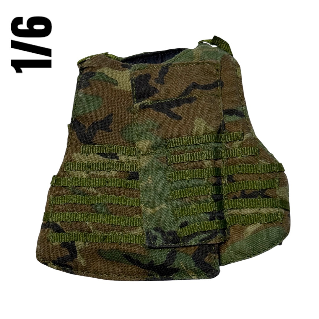  Product image 1 of the product “Body Armor Woodland 1/6 ”