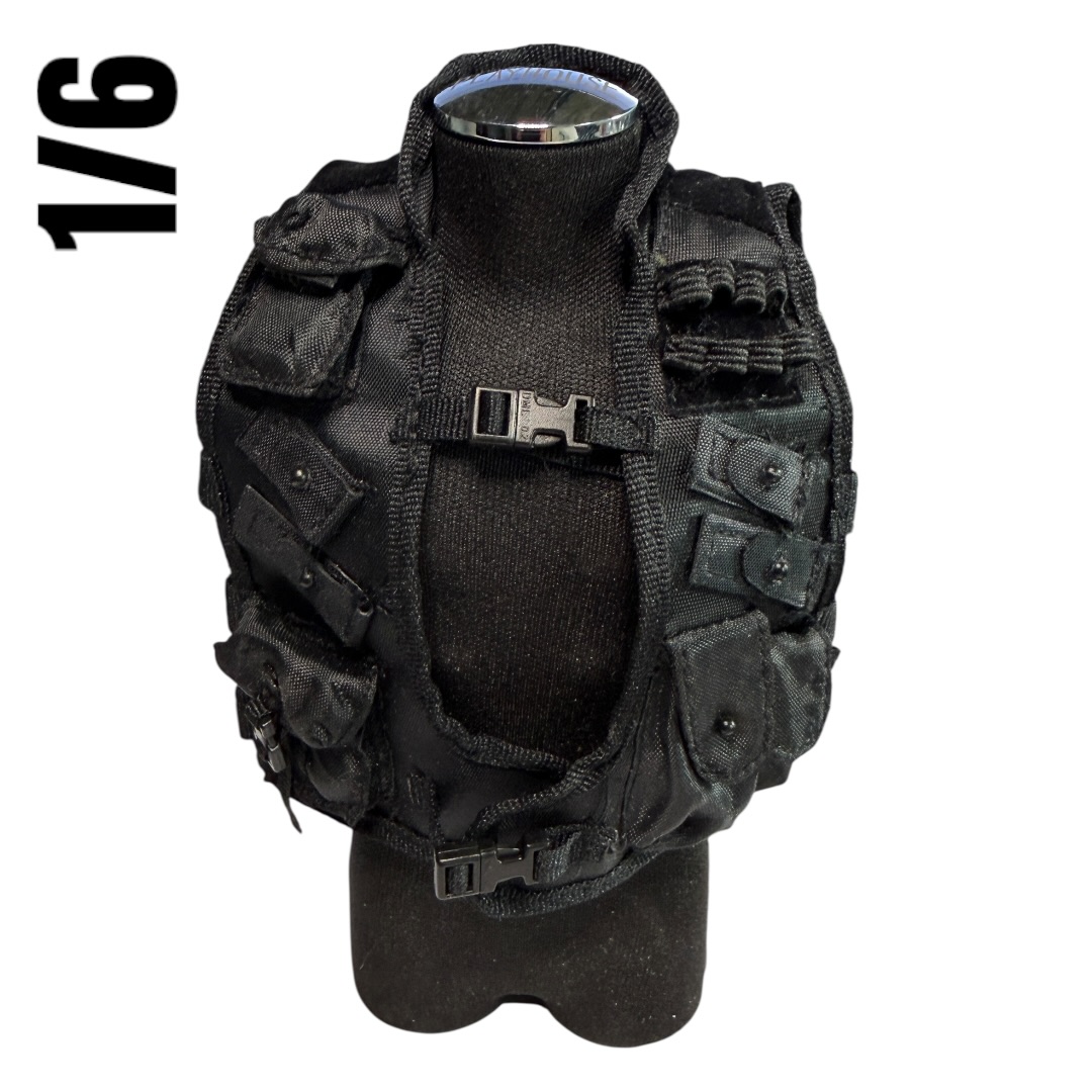  Artikelbild 1 des Artikels “Taktische Weste Special Units 1/6 “