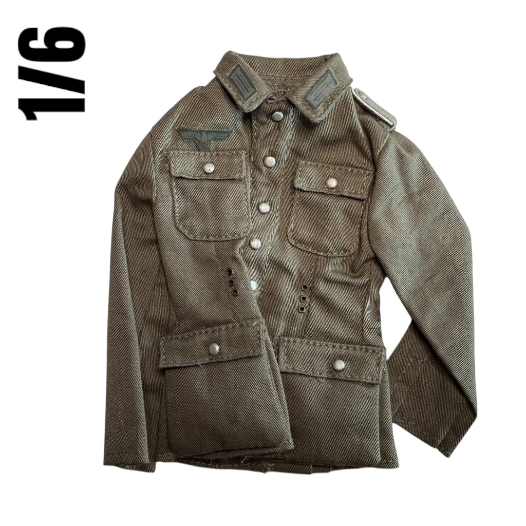  Product image 1 of the product “Uniform  WH  mit Schulterklappen  grau 1/6 ”