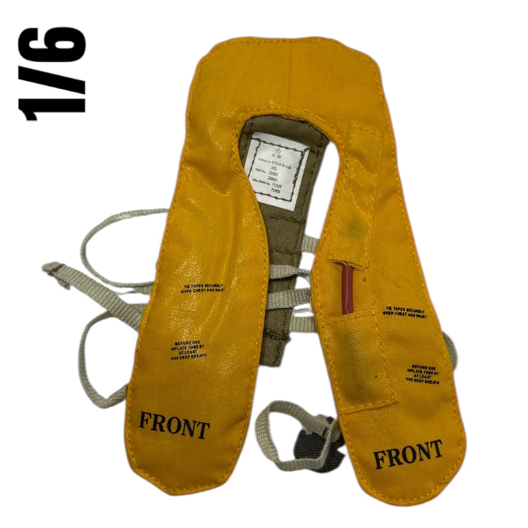  Artikelbild 1 des Artikels “P32 British tropical life vest 1/6 “