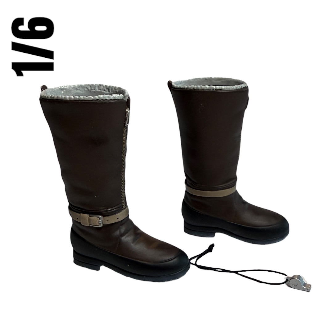  Product image 1 of the product “Royal Air Force Flight Boots and Whistle (Blue) 1/6 ”