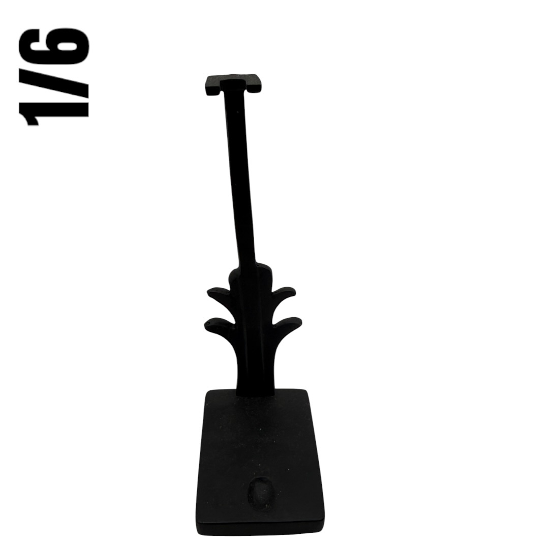  Product image 1 of the product “1/6 Scale Display Stand ”