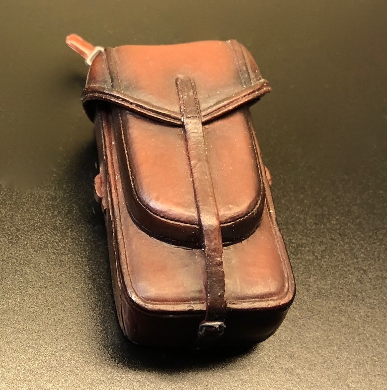  Product image 1 of the product “Satteltasche 1/6 Kunststoff R ”