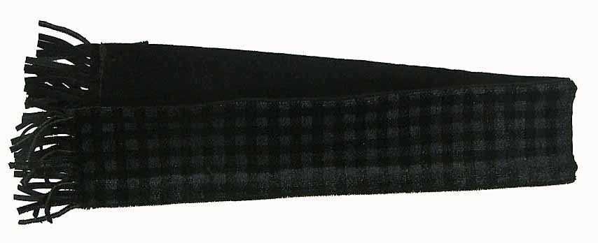  Artikelbild 1 des Artikels “Black Schal 1:6 “