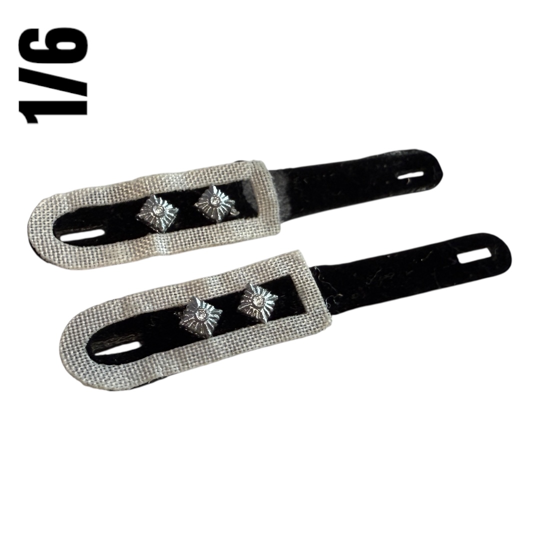  Product image 1 of the product “Schulterklappen Leutnant  Stoff   1:6 ”