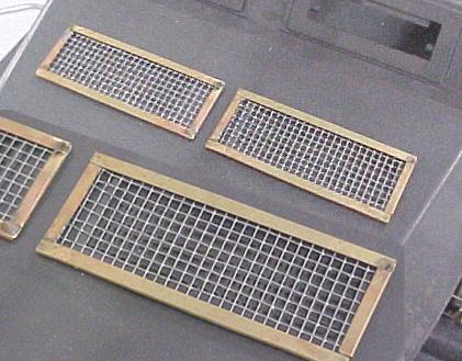  Artikelbild 1 des Artikels “SDKFZ 250 Lüftungsgitter set 1/6 (Bausatz) (2 Stk) “