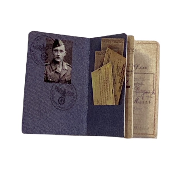  Artikelbild 1 des Artikels “Soldbuch Luftwaffe 3 Seitig 1:6 “