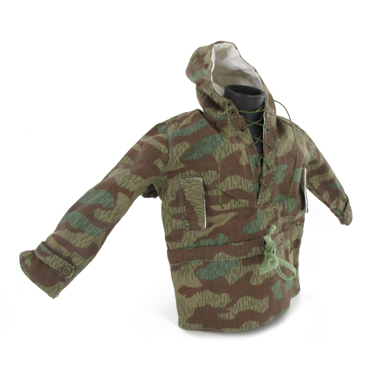  Artikelbild 1 des Artikels “Tarnschlupfjacke, Zweites Model, Rauchtarn 1:6 “