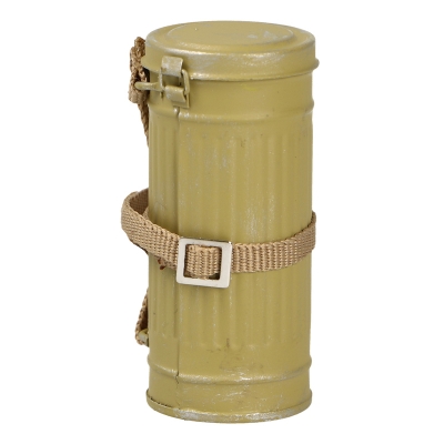  Product image 1 of the product “DAK Tropen Gasmaskenbehälter 1/6 ”