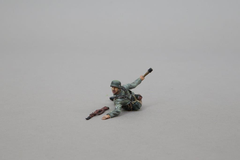  Artikelbild 1 des Artikels “German SS Schütze Granate werfend  (Limited Ed 100) “