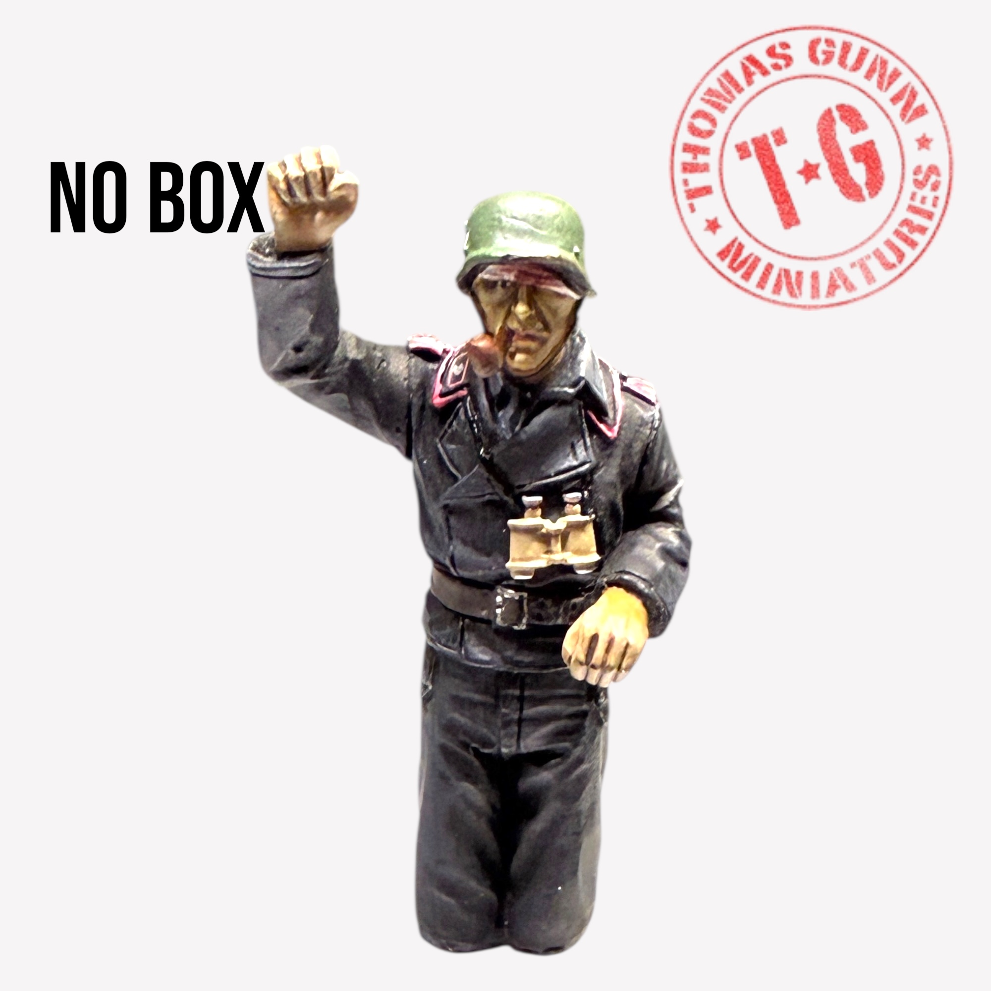  Artikelbild 1 des Artikels “Tank Crew Commander with Pipe  (H) 1/30 “