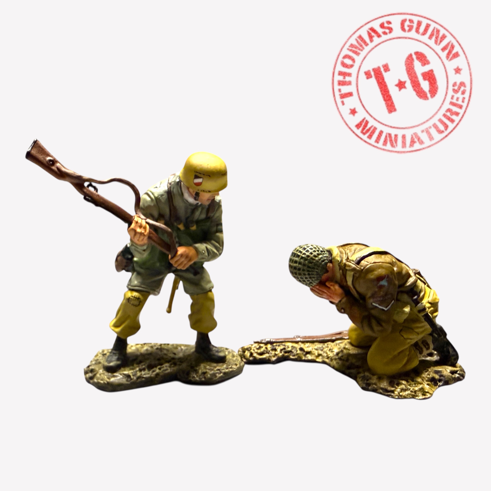  Product image 1 of the product “WWII: Knockout Blow (2 figures - FJ & British Paratrooper Desert Version ”