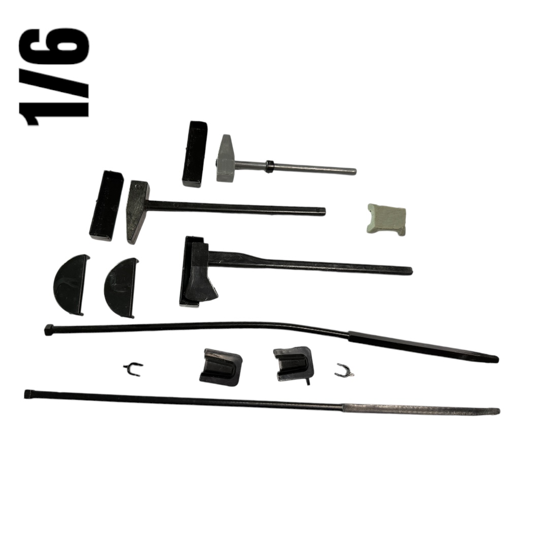  Product image 1 of the product “Set of German Tank or AFV Tools in Plastik 1/6 ”