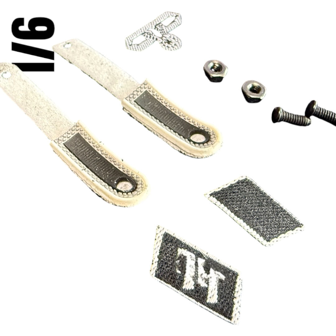  Product image 1 of the product “German insignia set Private 1/6 ”