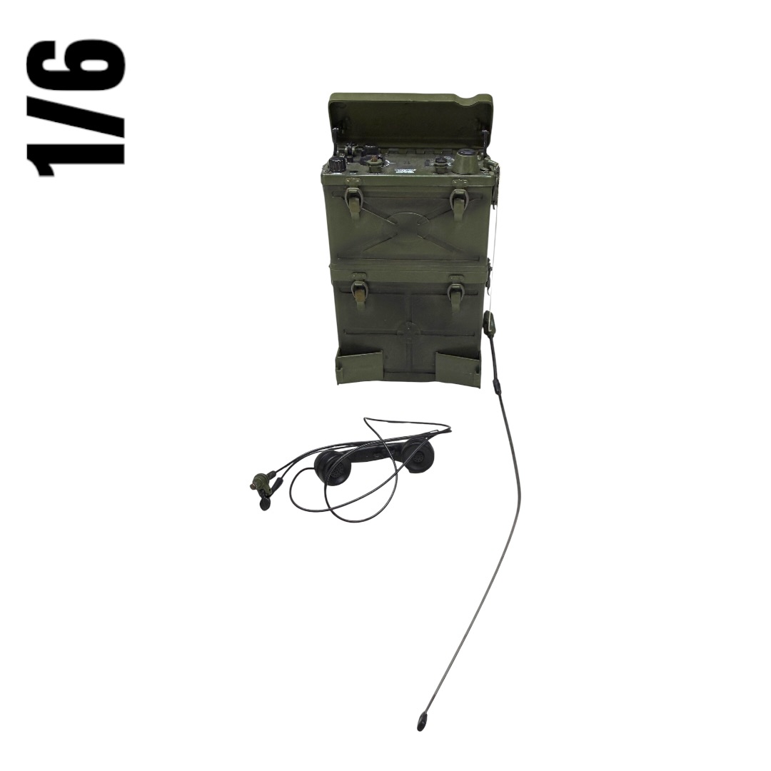  Artikelbild 1 des Artikels “RADIO RECEIVER AND TRANSMITTER SCR-300 1/6 “