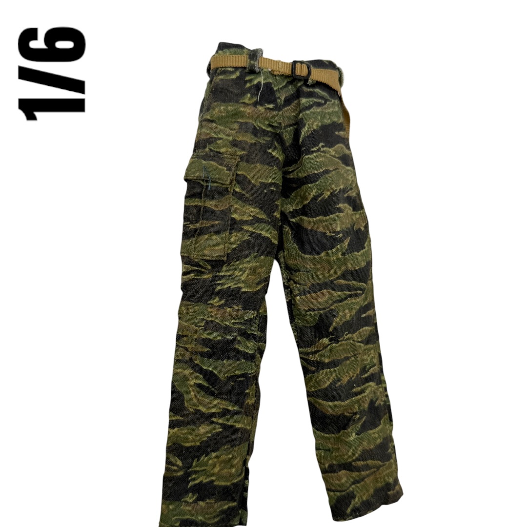  Artikelbild 1 des Artikels “Tigerstripe Uniform Hose 1/6 (Modified) “