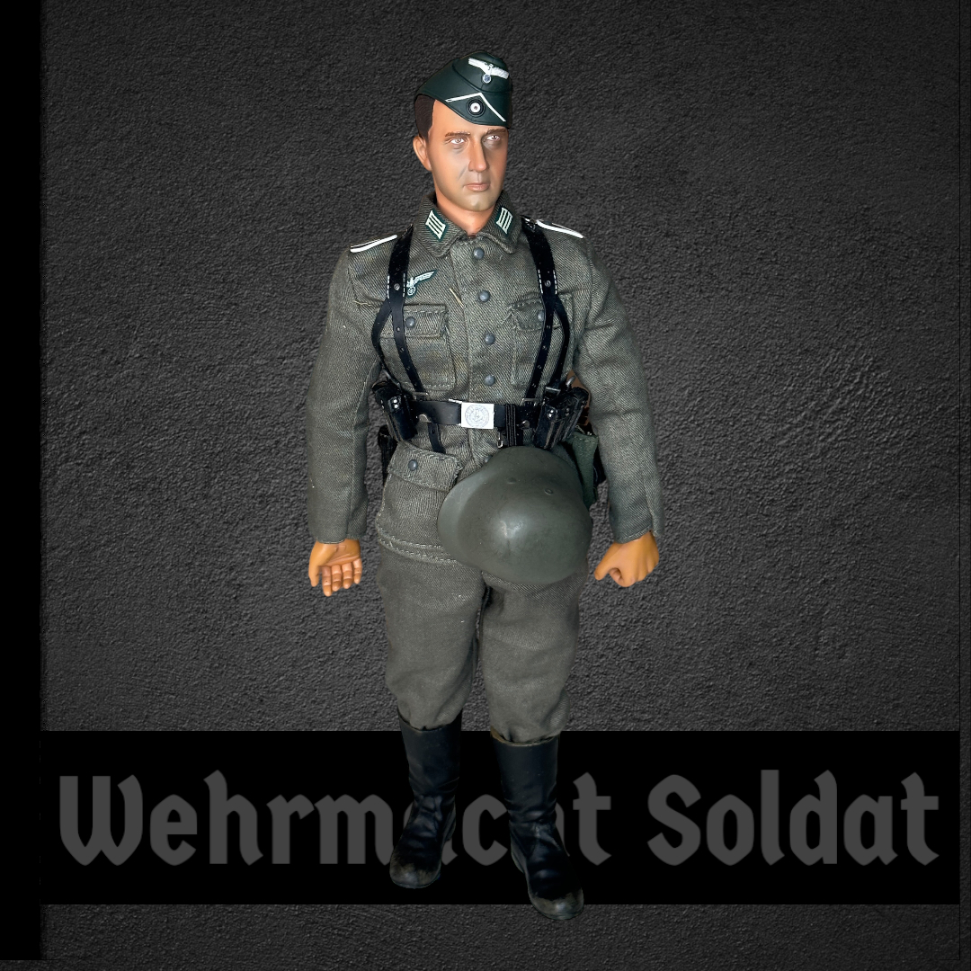  Product image 1 of the product “Wehrmacht  Soldat 1/6 ”