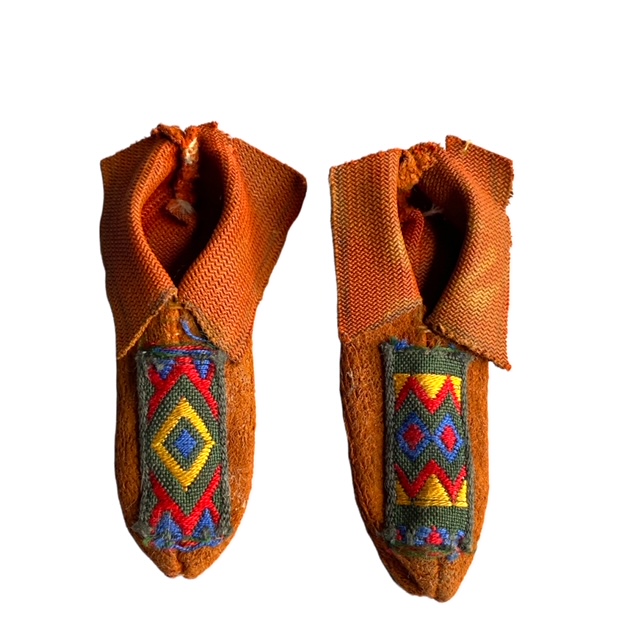  Product image 1 of the product “Western Indien Moccasin 1:6 ”