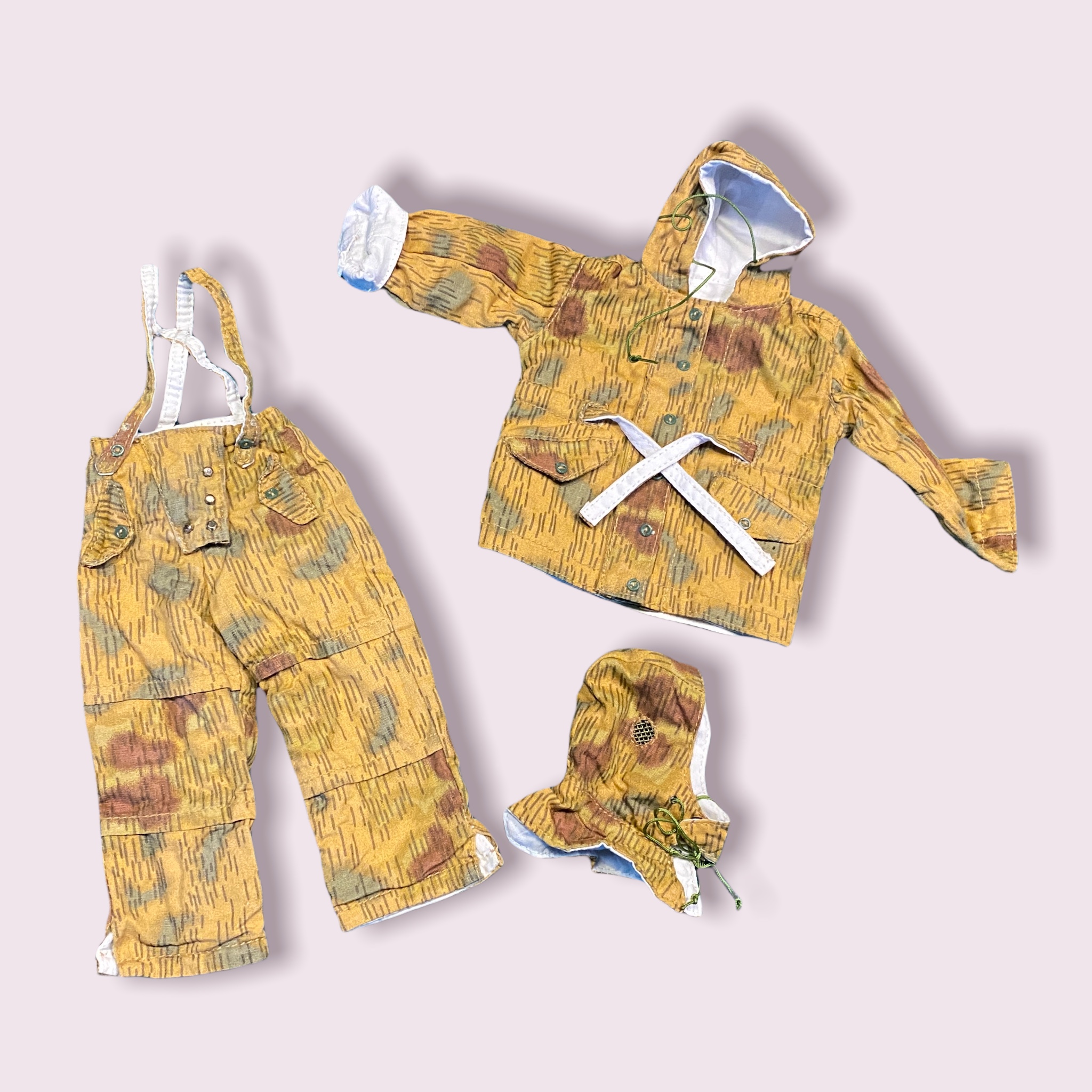  Artikelbild 1 des Artikels “1:6 3Tlg  Sumpftarnwinterparka wendbar “