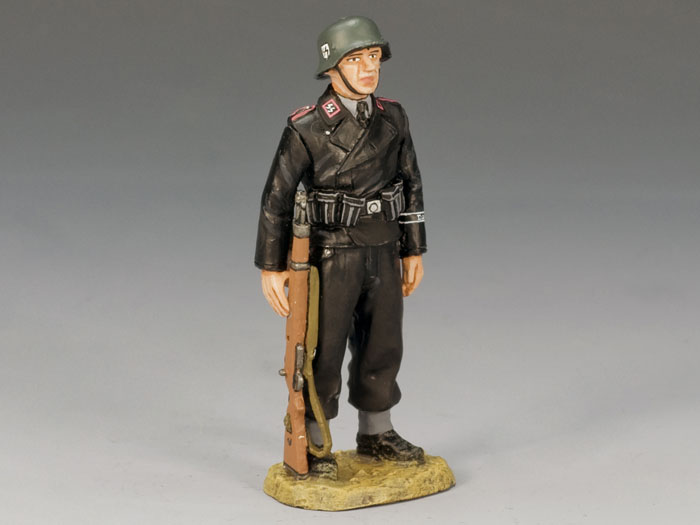  Product image 1 of the product “Panzer Crewman on Parade ”