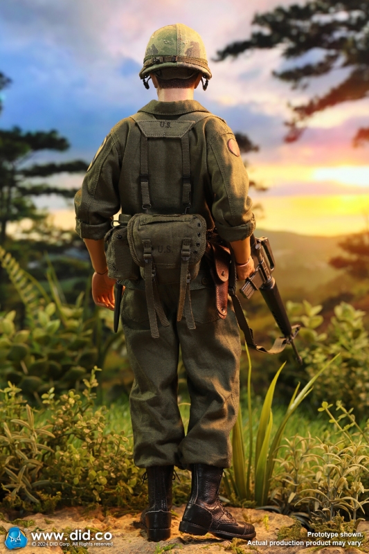 Dragon-Models.de | Moore la Drang Valley 65 - Lietenant-Colonel