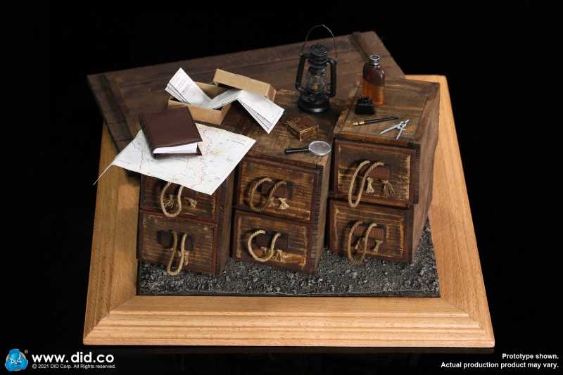  Product image 12 of the product “WWI War Desk Diorama Set - in 1:6 scale- ”