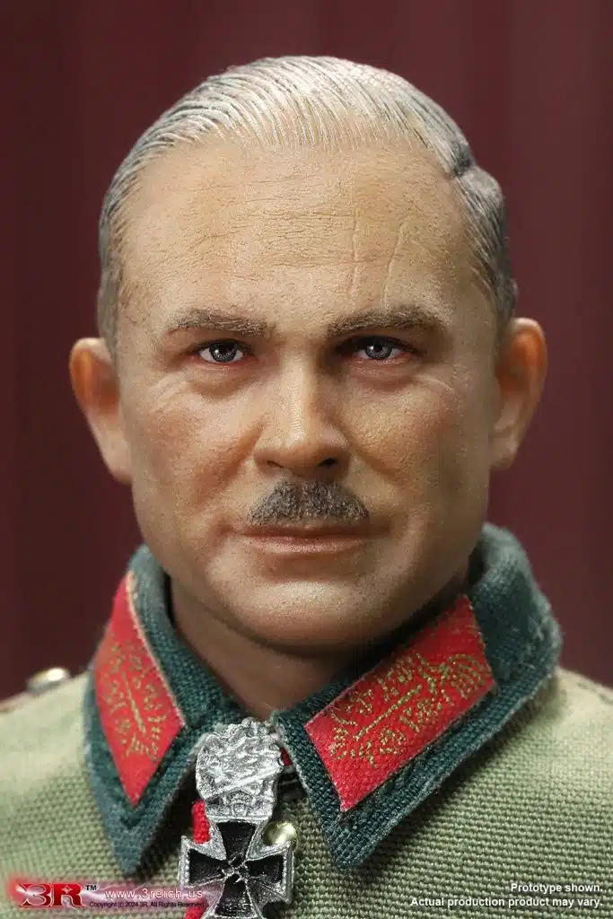  Product image 2 of the product “1:12 WWII Heinz Wilhelm Guderian ”