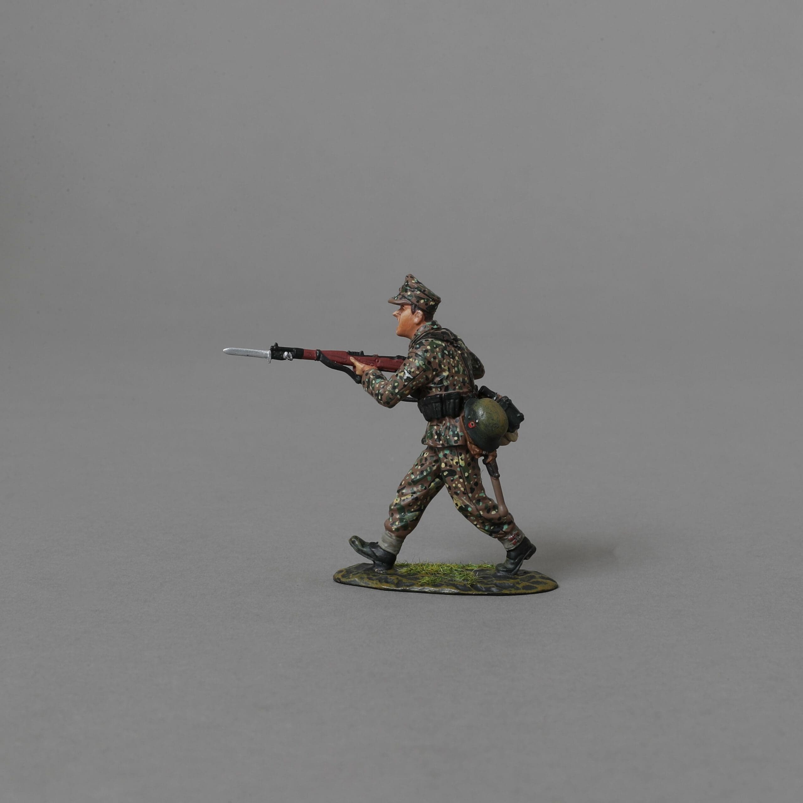 Artikelbild 2 des Artikels “Erbsentarn Soldat mit K98 und Bayonet 1/30 “