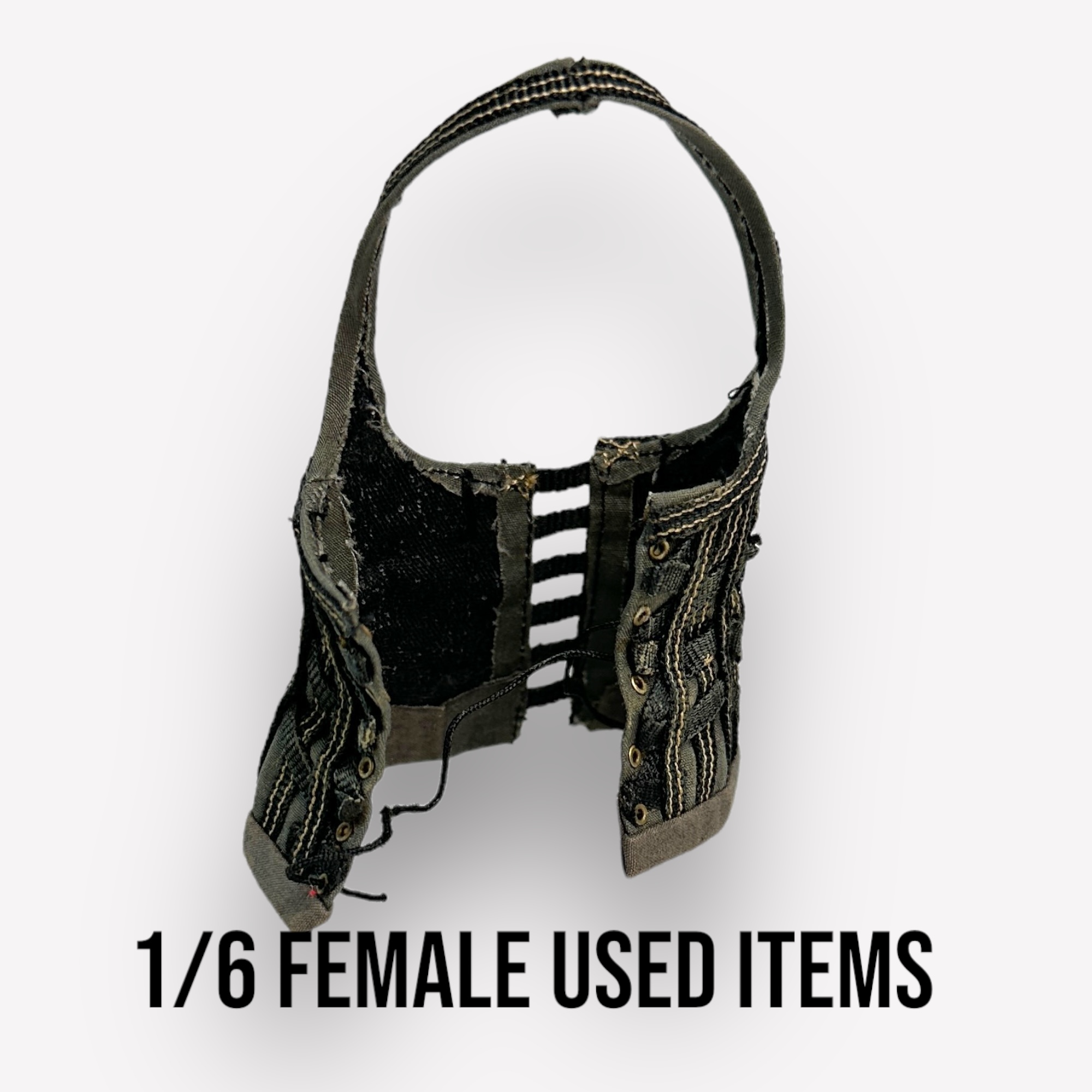  Artikelbild 2 des Artikels “Female Used Accessory Top  1/6 “