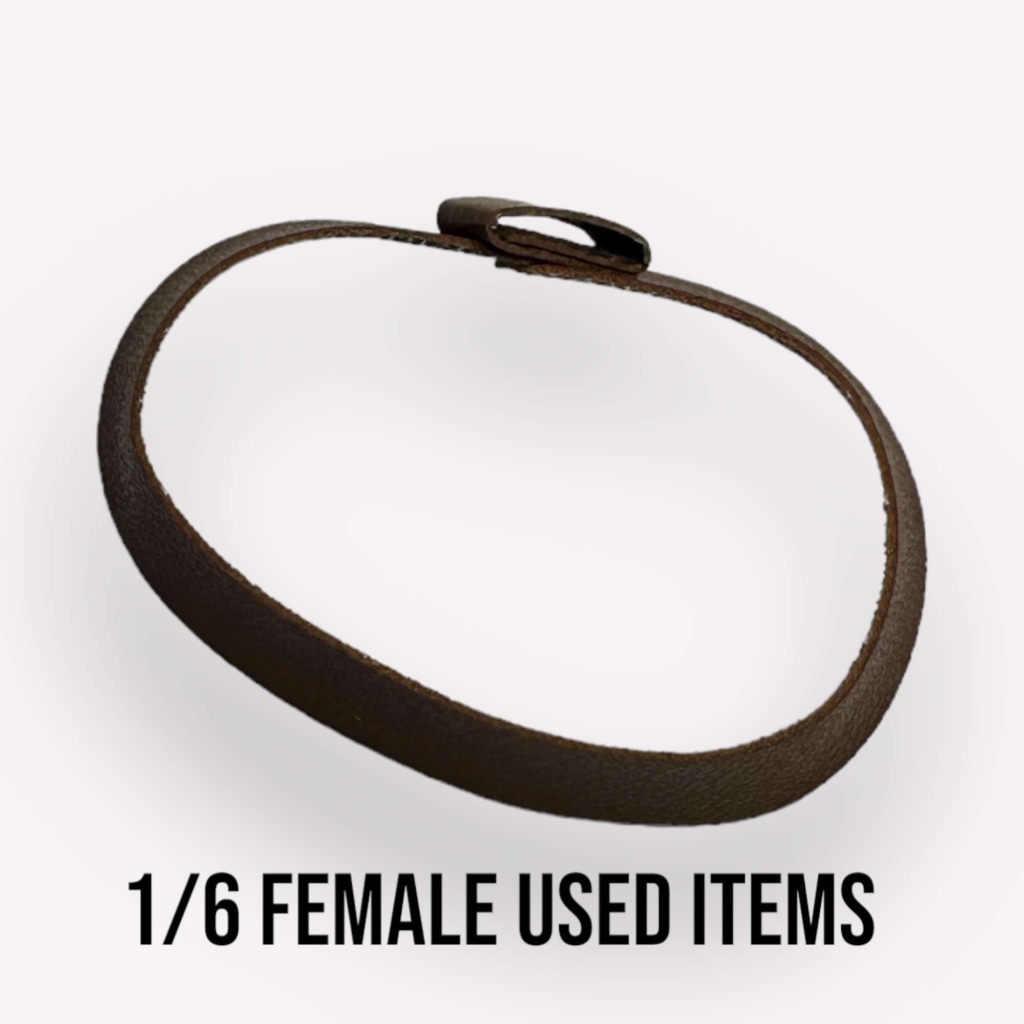  Product image 2 of the product “Female Shoulderbelt with sword sleeve  1:6 ”
