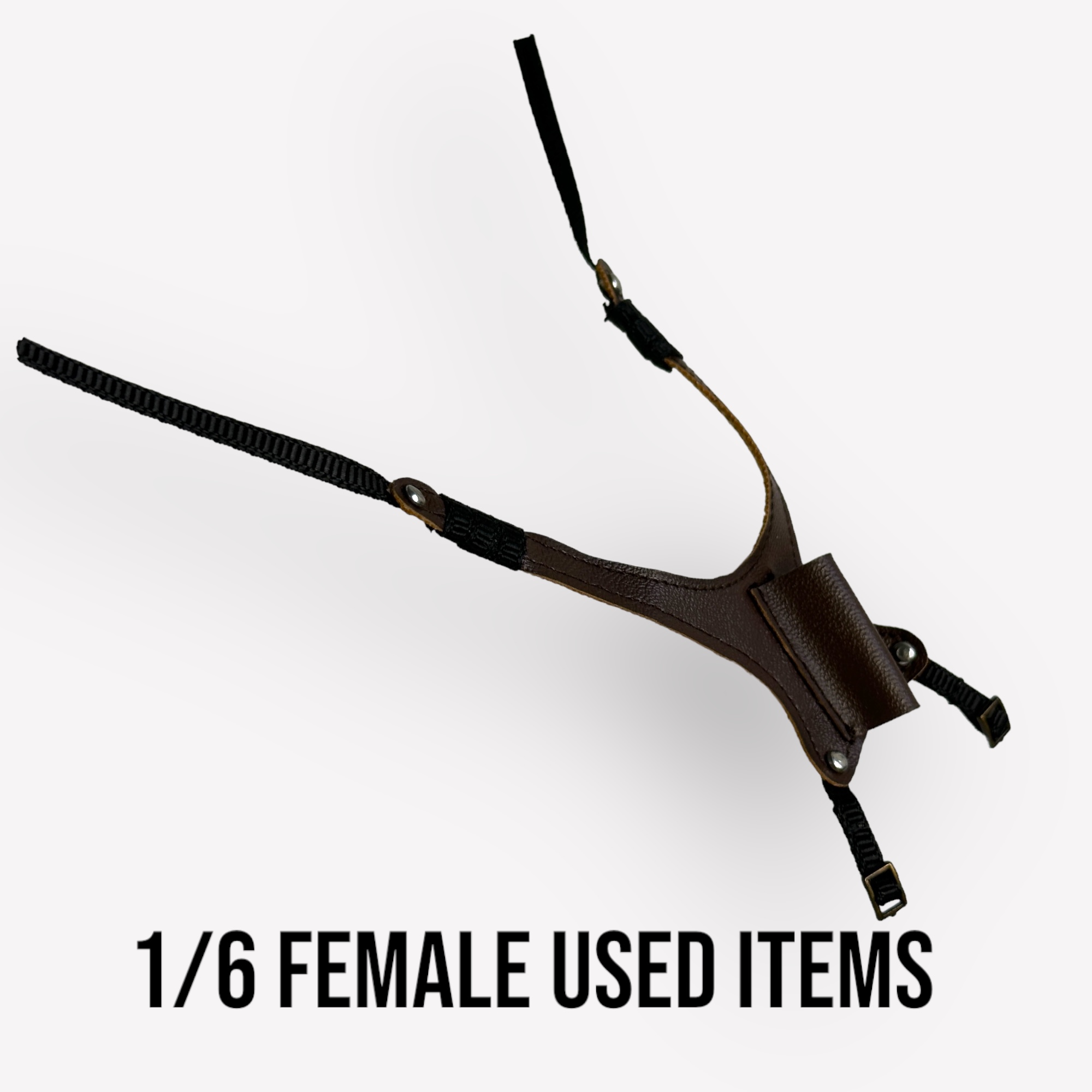  Product image 2 of the product “Female Leather Sword Holder   1:6 ”