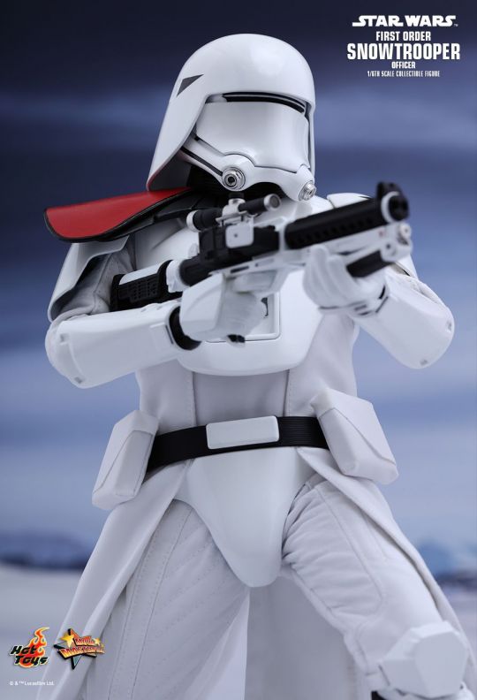  Artikelbild 2 des Artikels “The Force Awakens - First Order Snowtrooper Officer “