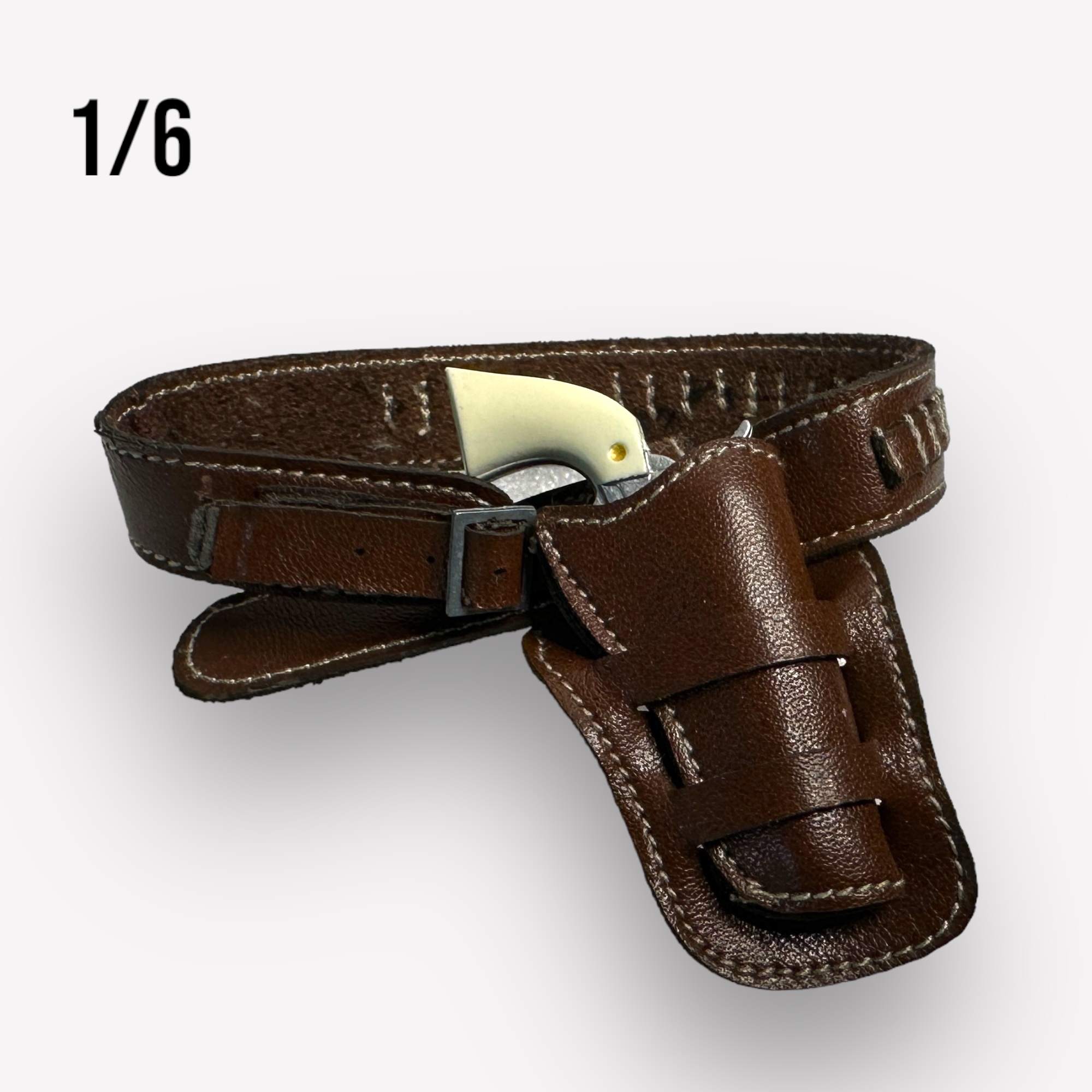  Product image 2 of the product “Western Holster with Colt 1/6 ”