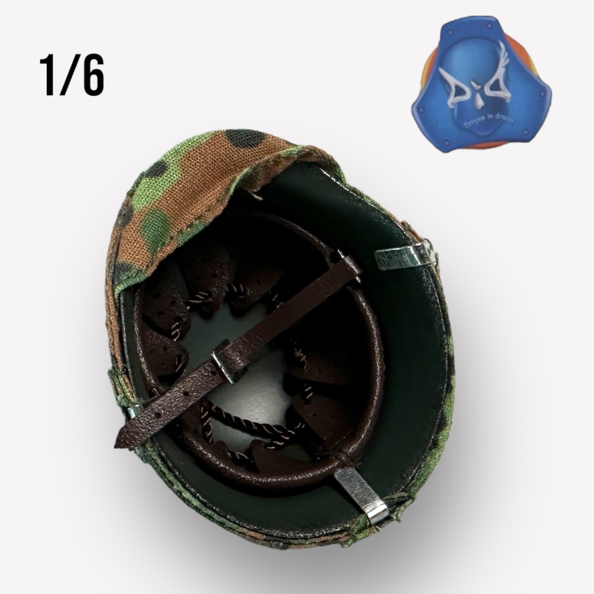  Product image 2 of the product “Helmet M42 with inner liner and camouflage Oakleave cover ”