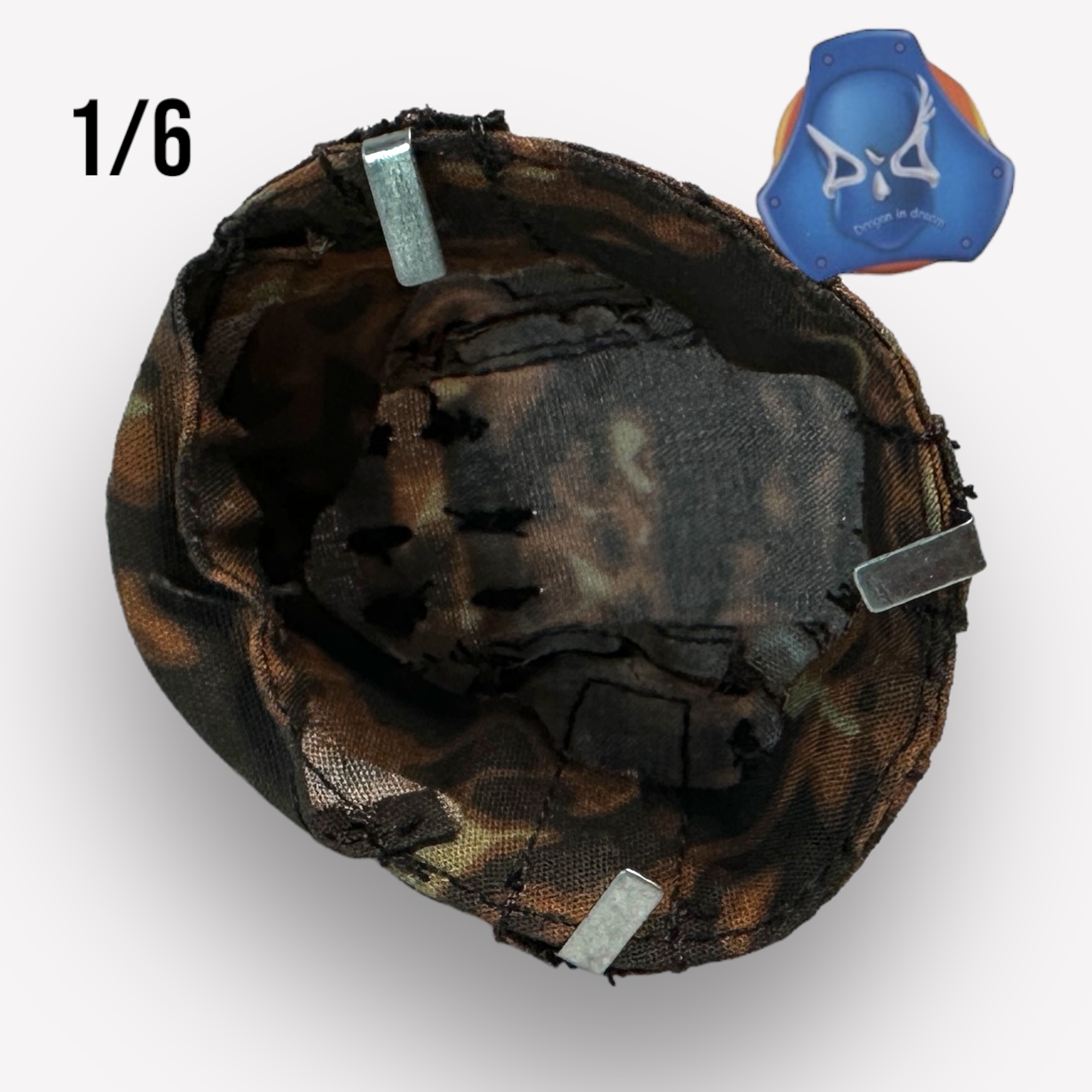  Product image 2 of the product “M 42 Rauchtarn Helmbezug 1/6 ”