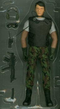  Product image 2 of the product “Hong Kong Police S.D.U.Cheong 1/6 ”