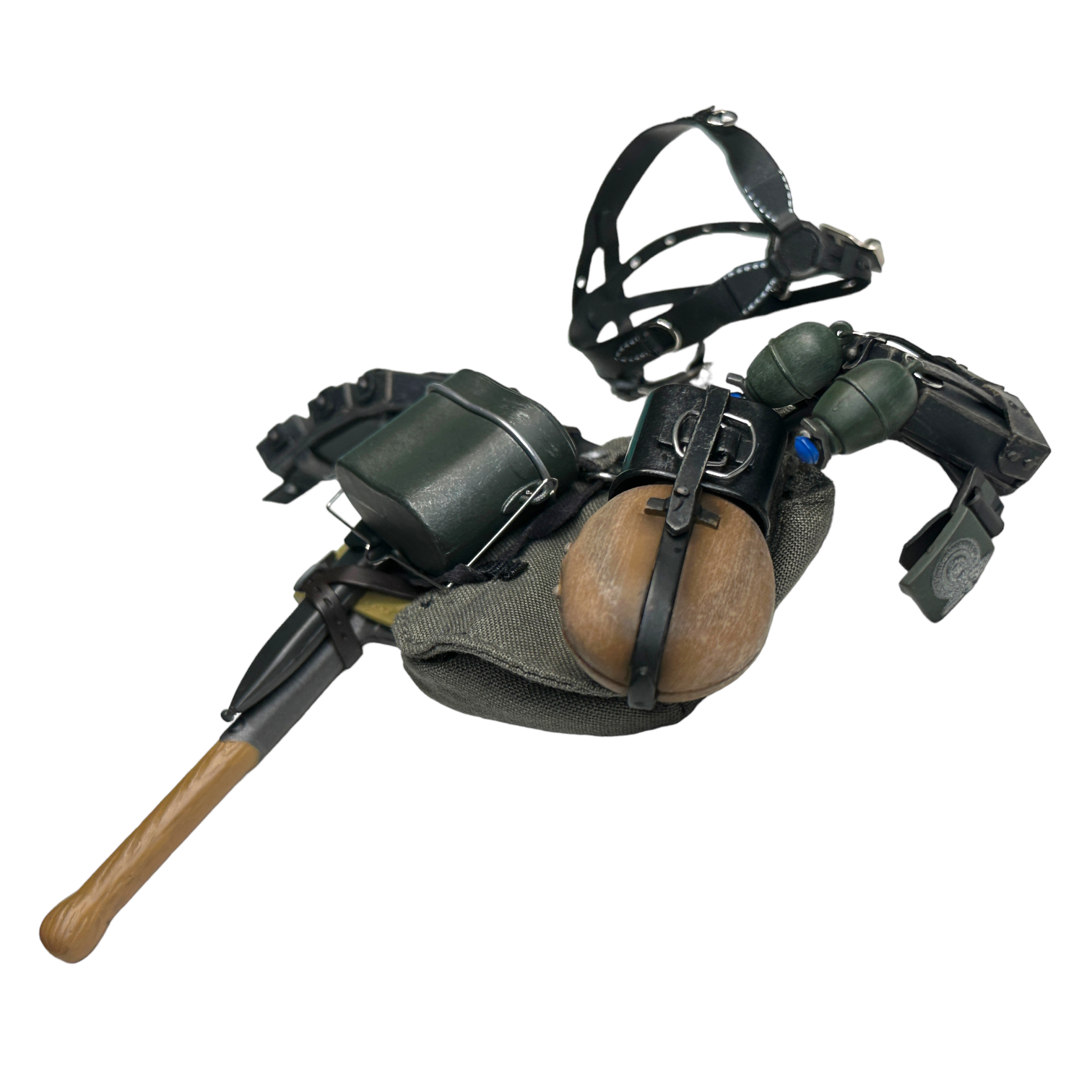  Product image 2 of the product “Elite Gürtel mit mit K98 und Eierhandgranaten 1/6 ”