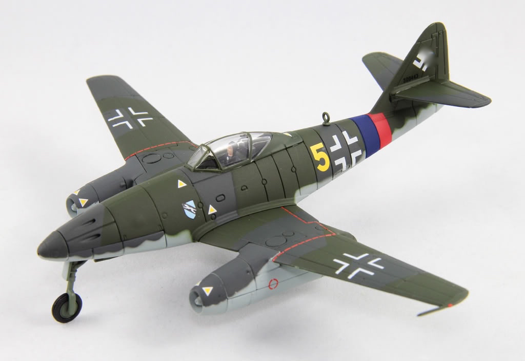  Product image 2 of the product “Corgi 1:72 AV.ar. AA35702 Me 262 A-1a Yellow 5 Anton schöppler, 3 JG7 Saaz 1945 ”